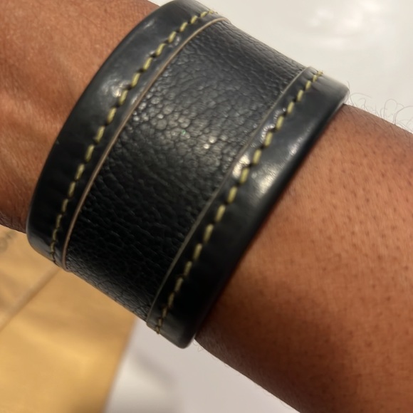 Authentic Louis Vuitton Koala bracelet - Picture 7 of 7